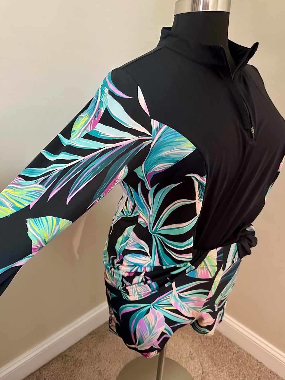 torrid Black Tropical Leaf Swim Set